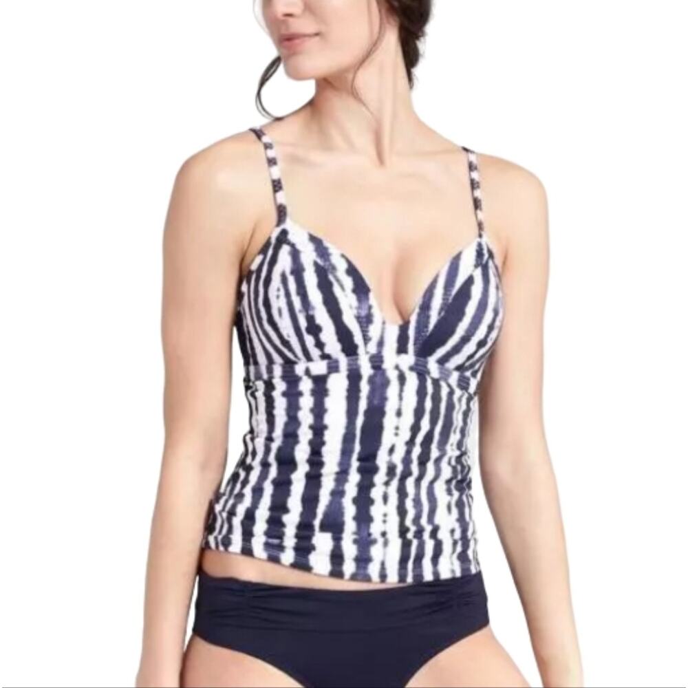 ATHLETA Wave Break Molded Cup Tankini Size Small Blue/White